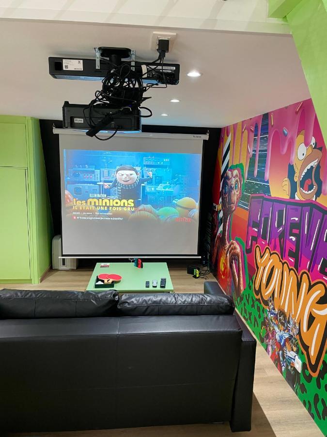 Capsule Forever Young - Jacuzzi - Sauna - Billard - Arcade De Jeux - Netflix & Home Cinema - Ping Pong Hastiere-par-dela Eksteriør billede