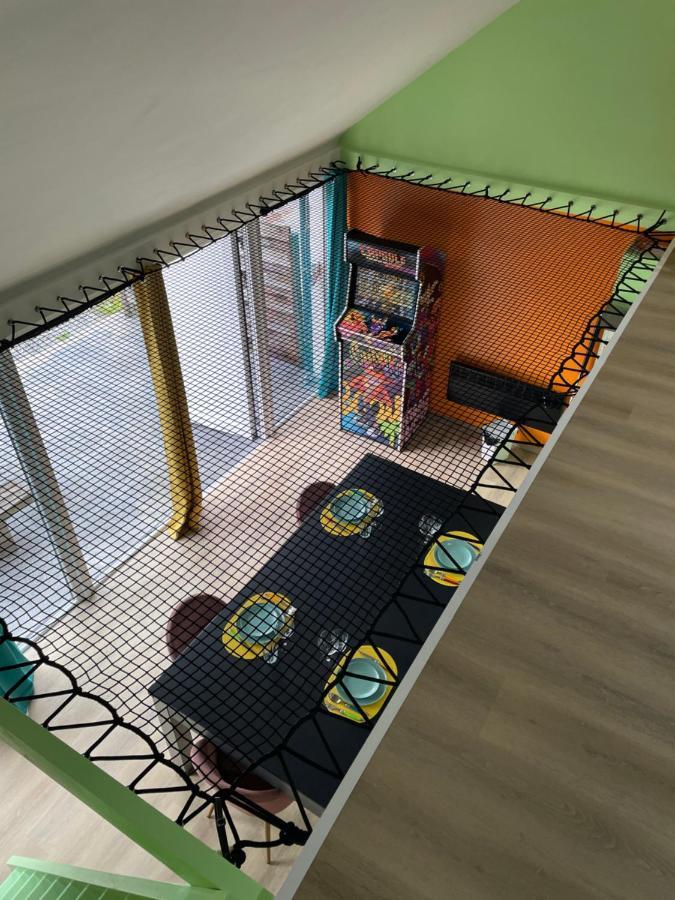 Capsule Forever Young - Jacuzzi - Sauna - Billard - Arcade De Jeux - Netflix & Home Cinema - Ping Pong Hastiere-par-dela Eksteriør billede